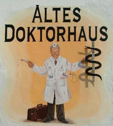 Altes Doktorhaus - Hotel Garni ヴィリンゲン エクステリア 写真